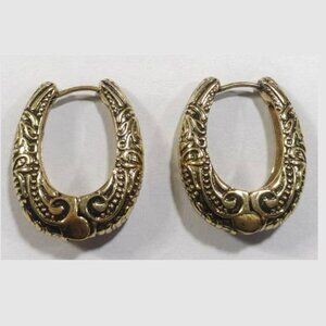 Oval Embossed Hoop Earrings
